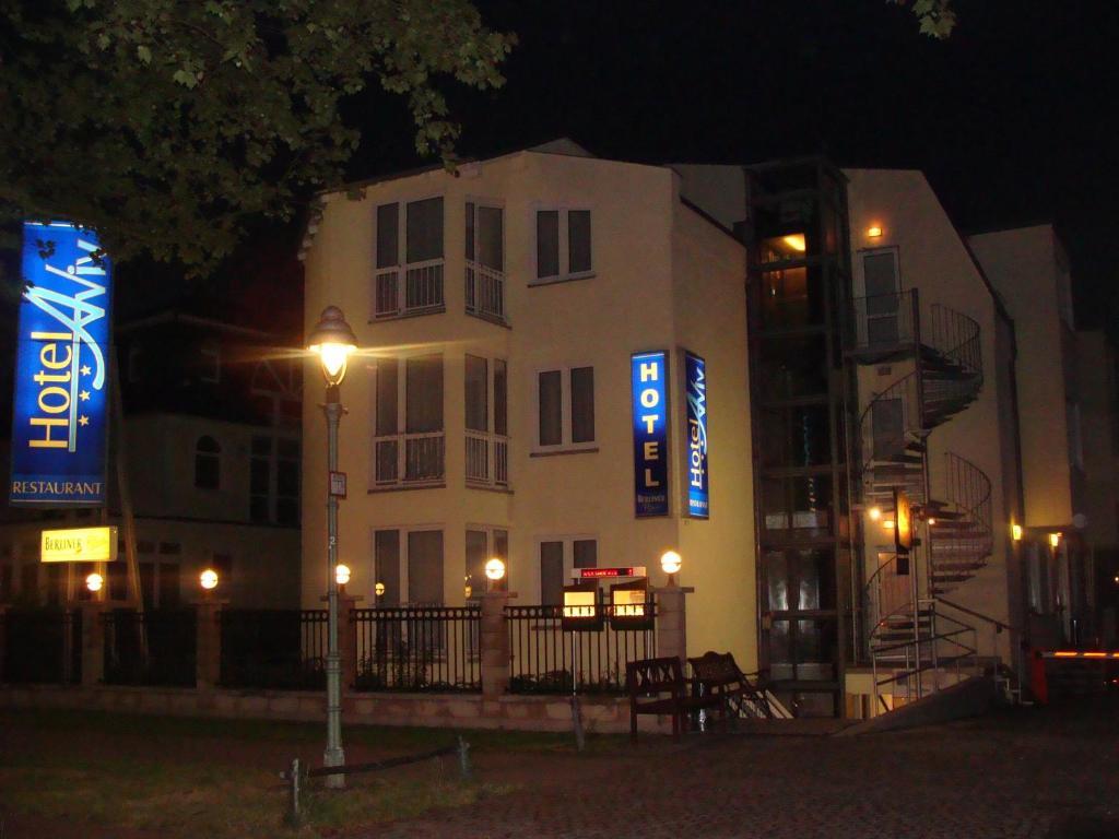 Aparthotel Guzulka & Restaurant Berlin Exterior photo